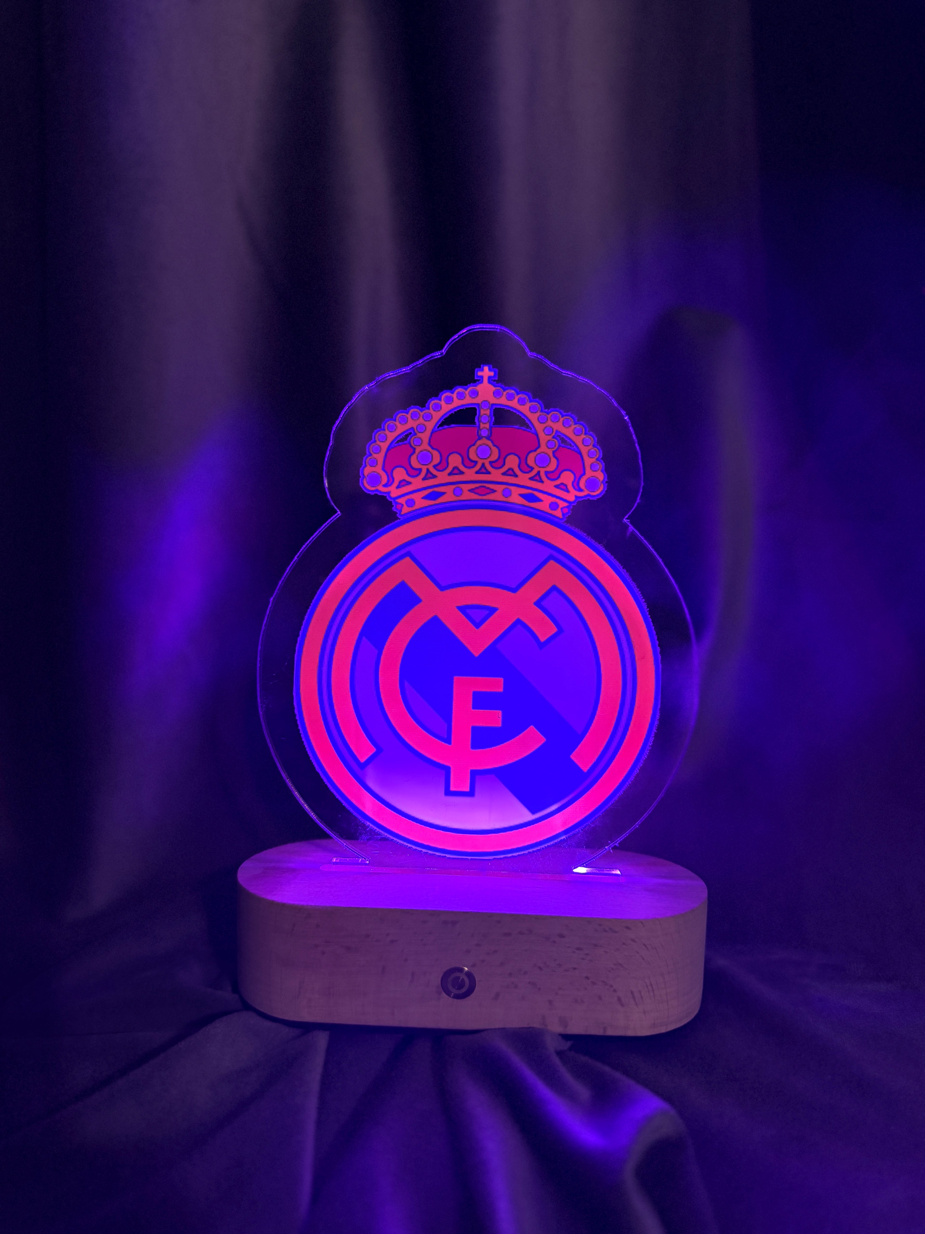 Lampa LED 3D  - REAL MADRID