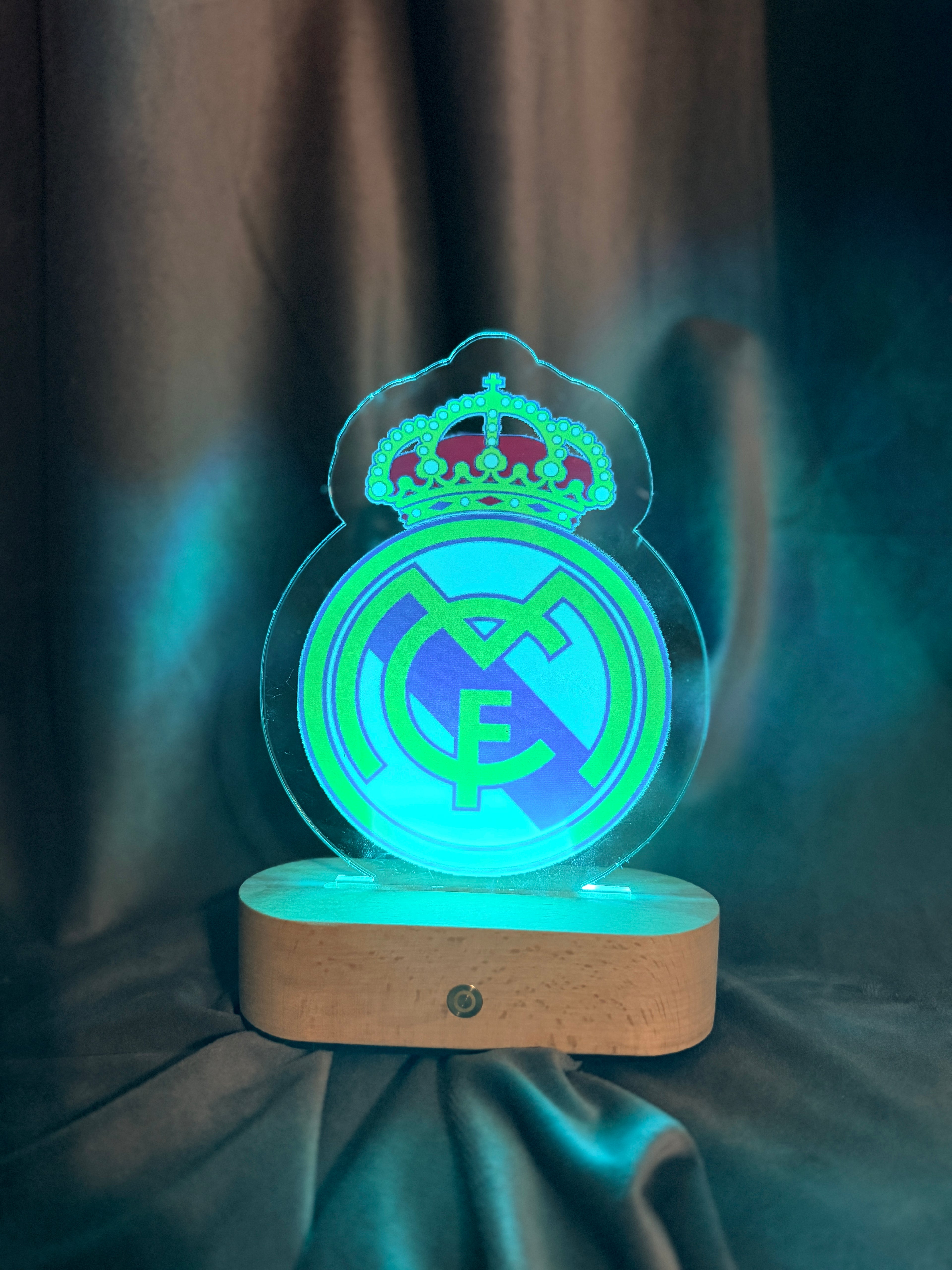 Lampa LED 3D  - REAL MADRID