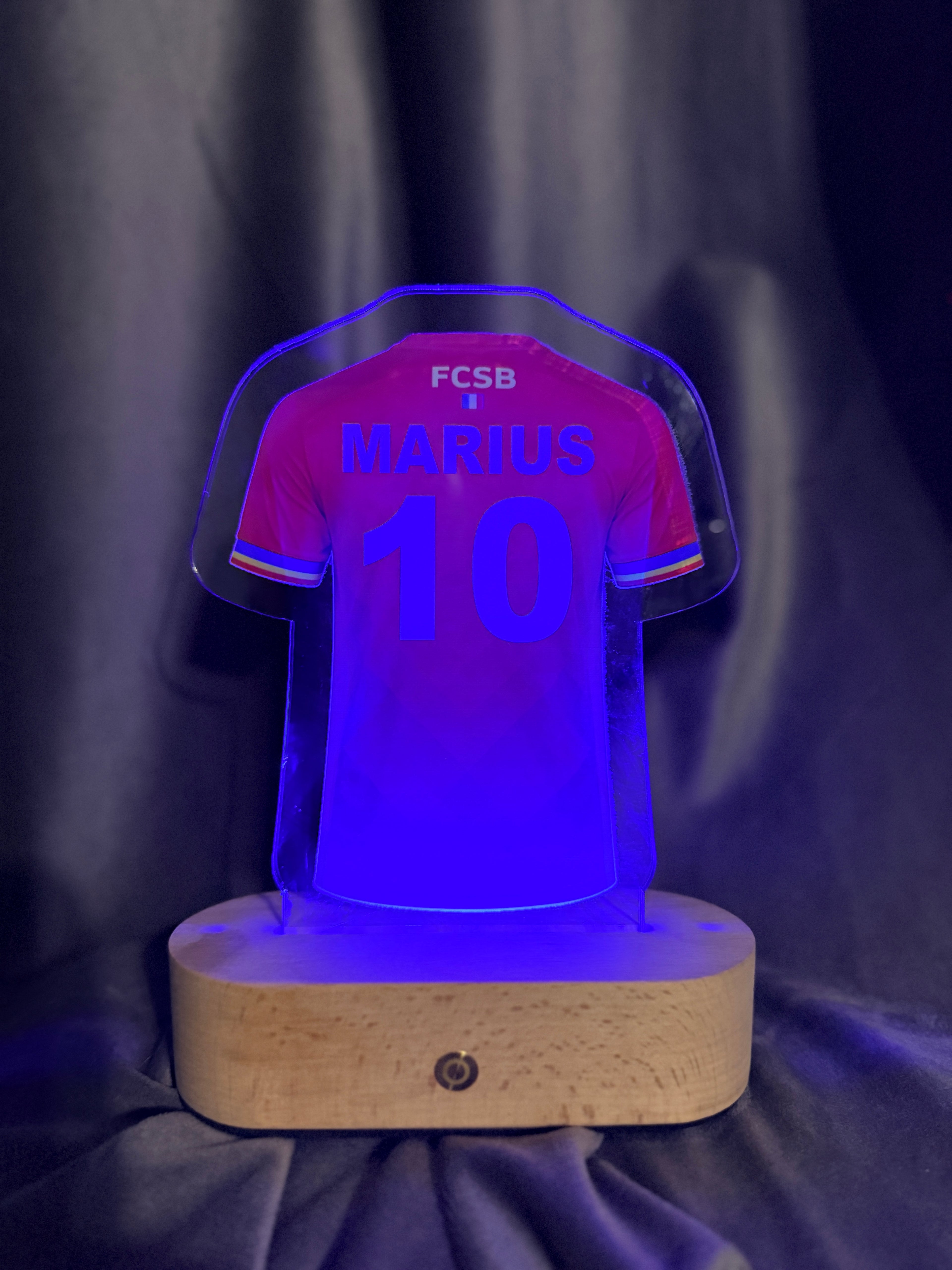 Lampa LED 3D  - Tricou FCSB