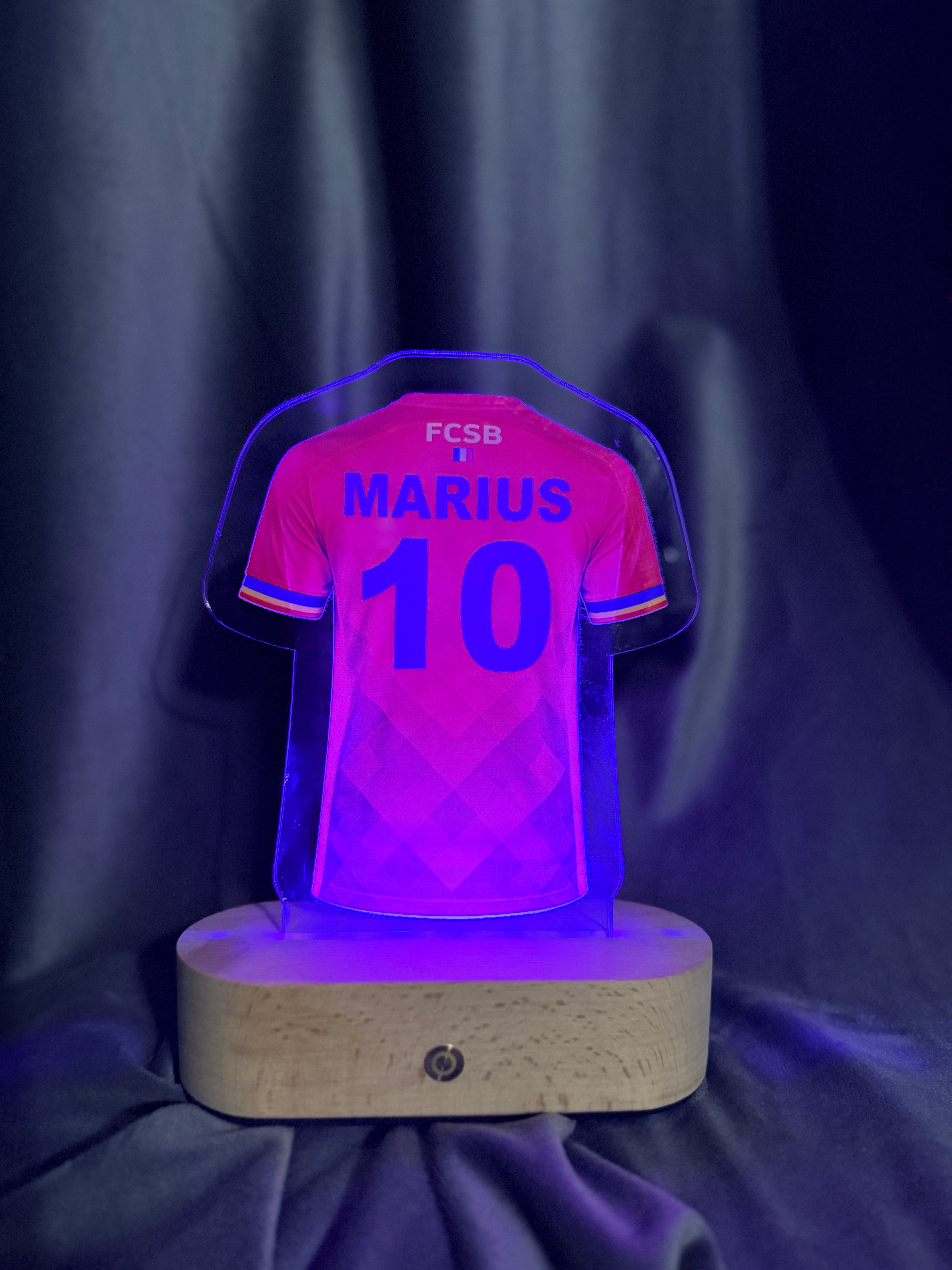 Lampa LED 3D  - Tricou FCSB