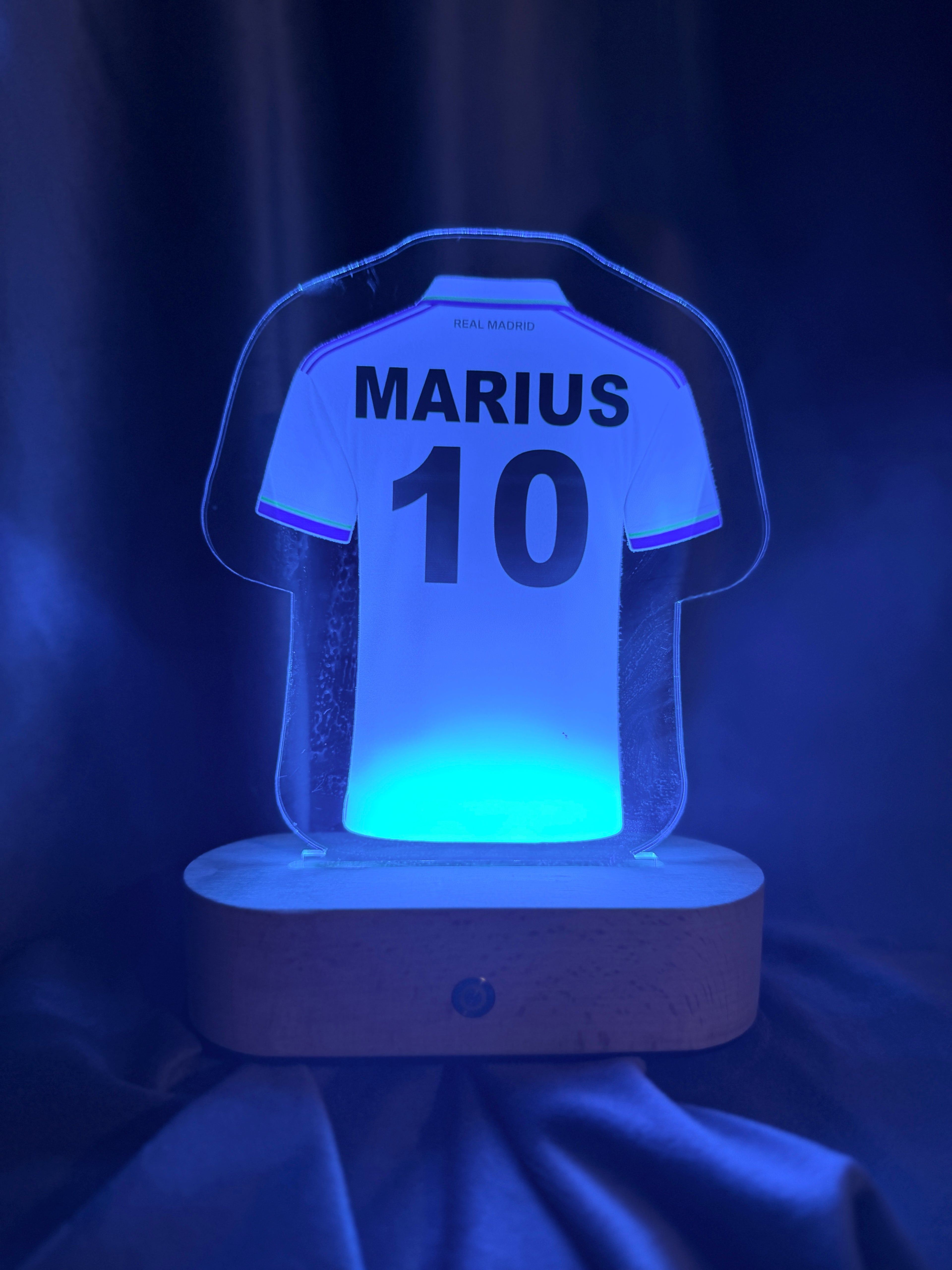 Lampa LED 3D  -  Tricou REAL MADRID