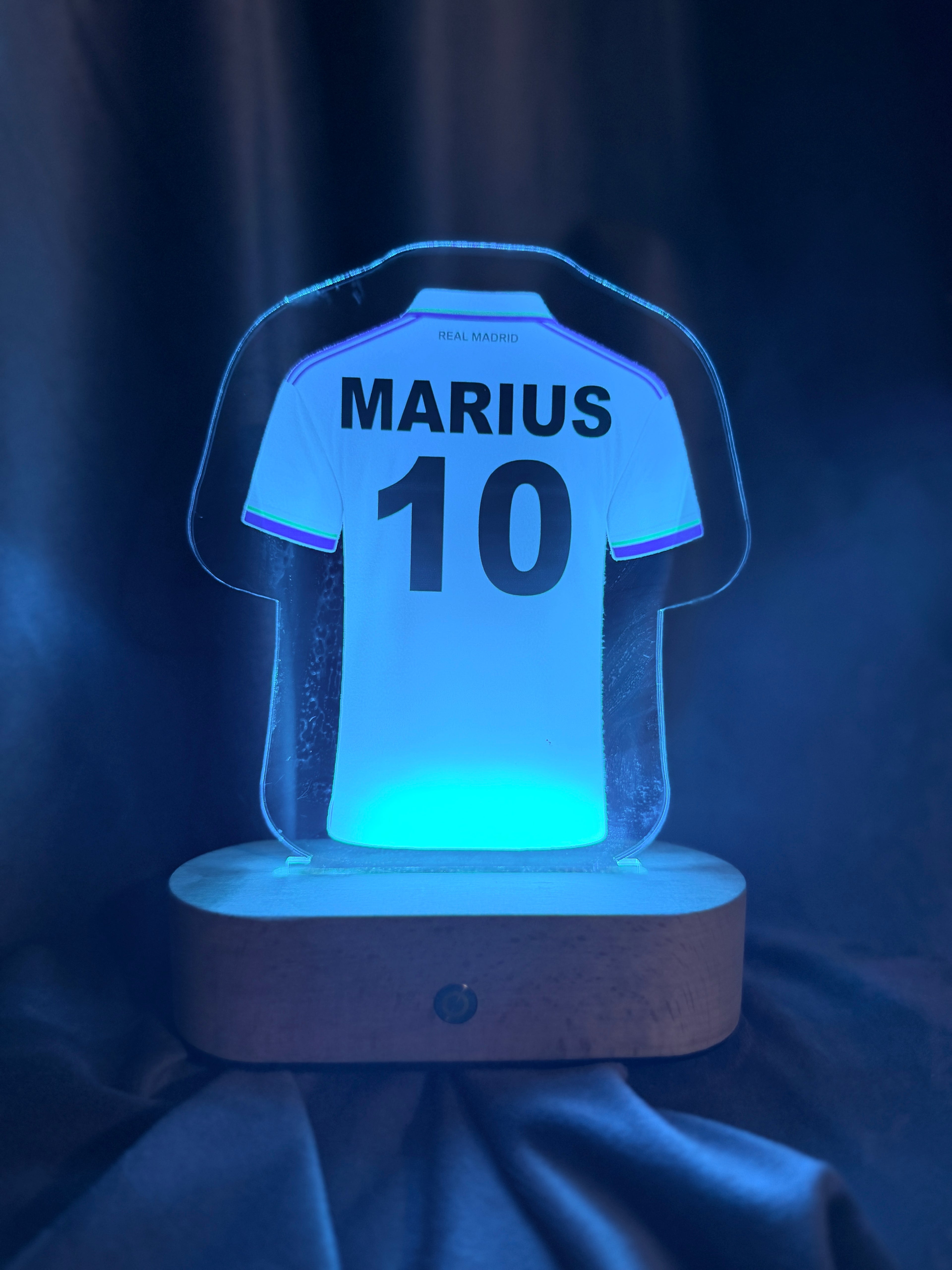 Lampa LED 3D  -  Tricou REAL MADRID